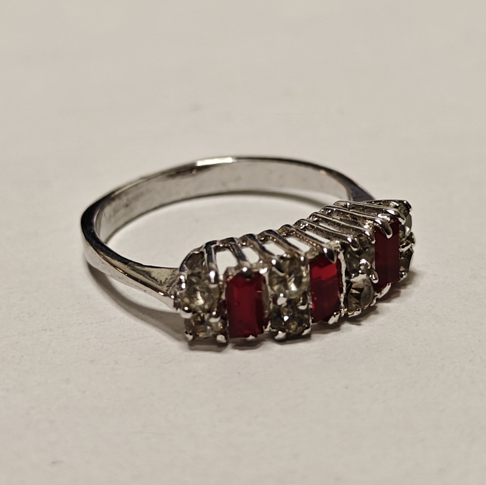 Vintage Ruby Red Glass Rhodium Plated Ring